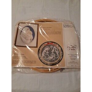Vtg 1985 Holy Family Complete Needlecraft Kit The Creative Circle Christmas NOS